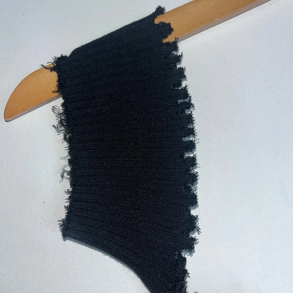 NWT Better Be Ribbed Off The Shoulder Plunge Neck Frayed Bodycon Dress Sz Medium - Picture 4 of 8